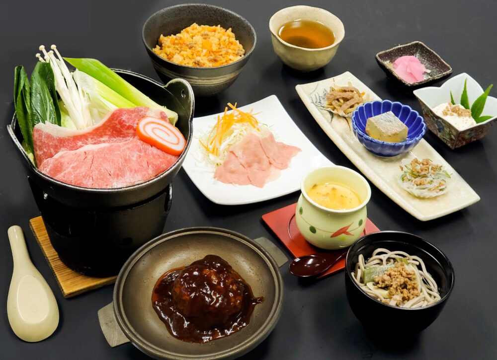 飛騨牛１０品御膳＆アイス食べ放題と日本一のベゴニア畑