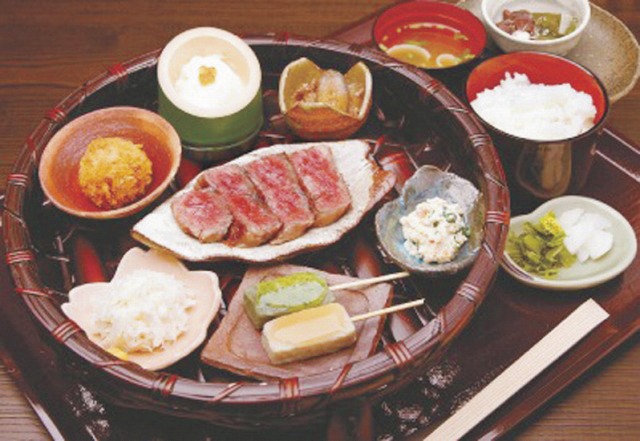 近江牛サーロイン御膳とびわ湖クルーズ＆満月寺　浮御堂